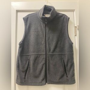 Columbia Fleece Vest, Large, Gray